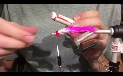 Видео инструкция по вязанию нахлыстовой мушки Dirty Hoh